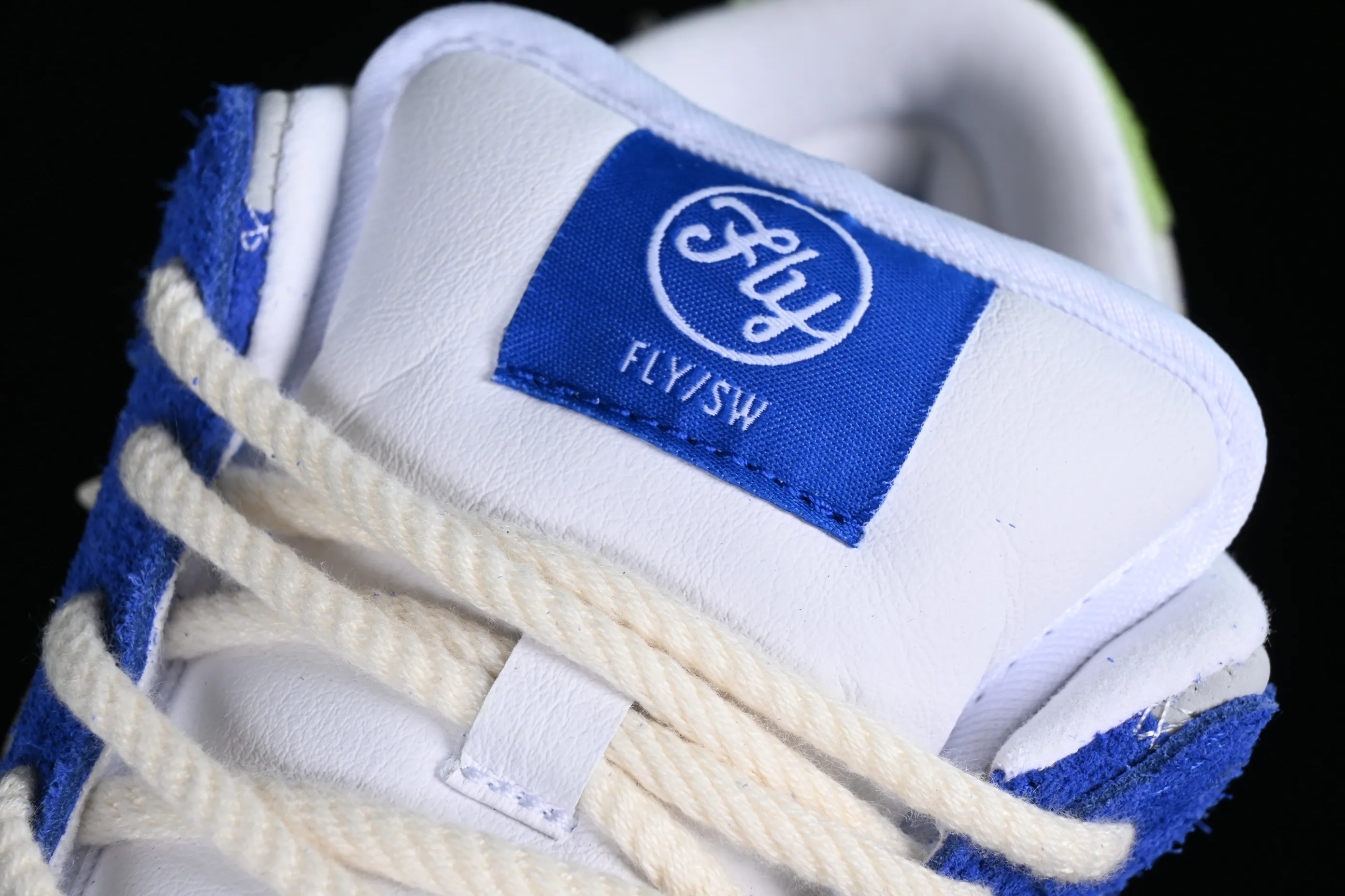 All categories Nk SB Dunk series Nk SB Dunk Low low-top sneakers F version Fly Streetwear x Nk SB Dunk Low joint model SB dunk series low-top casual sports skateboard shoes DQ5130-400